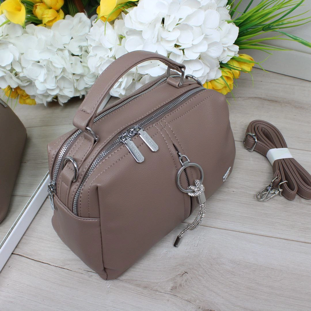 Жіноча крос-боді Пудра: Практична торба для мами – вільні руки та стиль